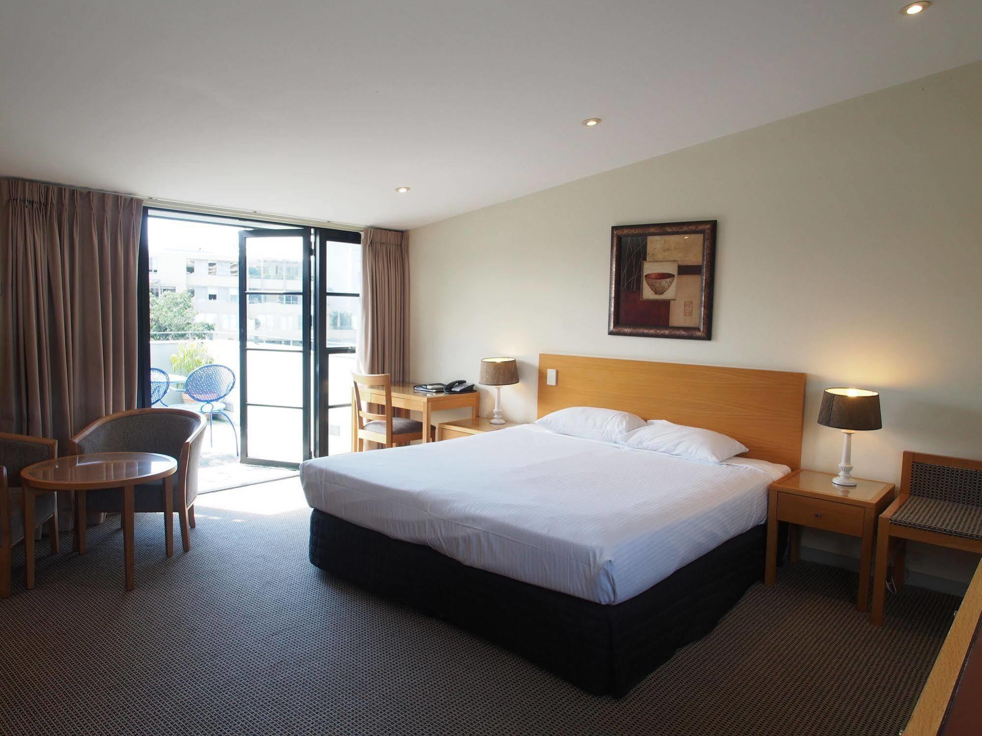 Savoy Double Bay Hotel Sydney Exterior photo