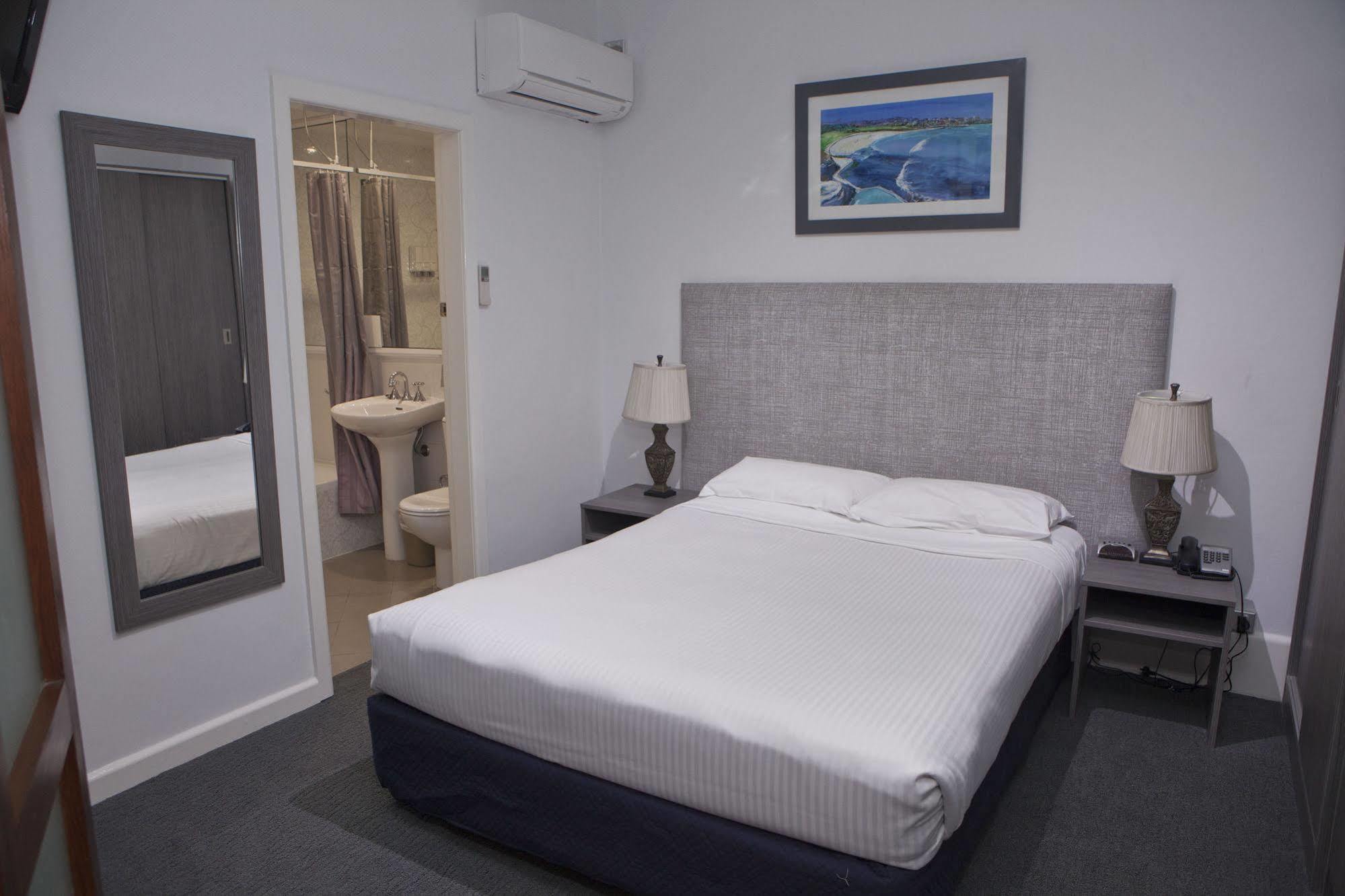 Savoy Double Bay Hotel Sydney Exterior photo